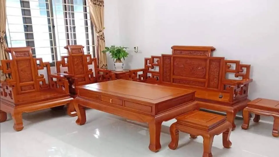 kinh nghiệm mua bàn ghế gỗ hương